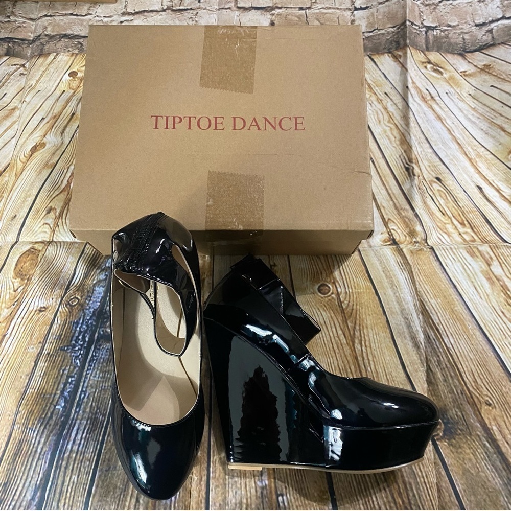 NEW Tip Toe Dance Black Patent‎ Leather 5 1/2” Wedge Platform Heels